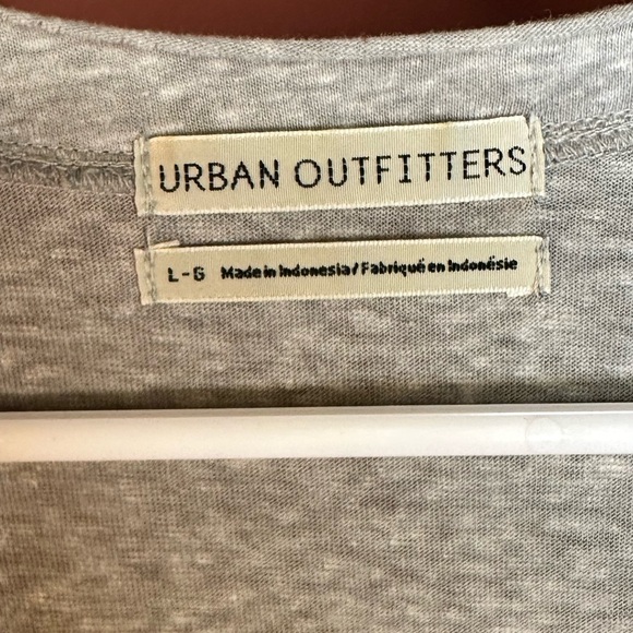 Gray peplum top - Picture 2 of 3